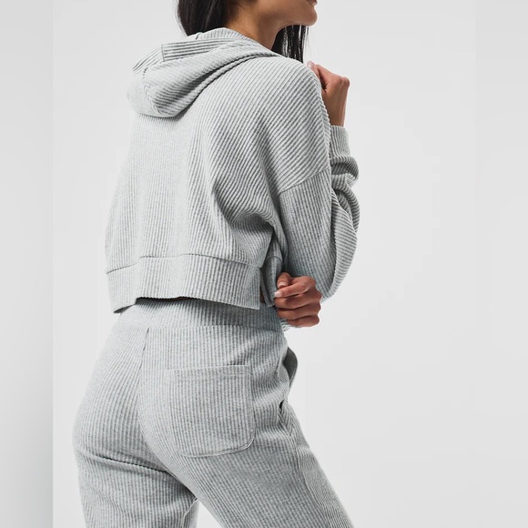 Alo Muse Set - Muse Hoodie & Sweatpants Size Medium - Picture 5 of 12